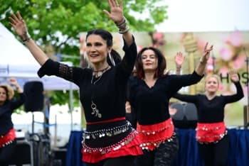 Kadıköy Baharı Güllerle Karşıladı