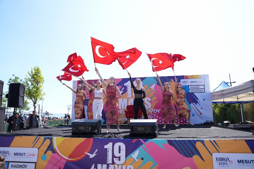 https://kadikoyapi.kadikoy.bel.tr/6c2a7e440aa54009a897f802b8fdde90.JPG