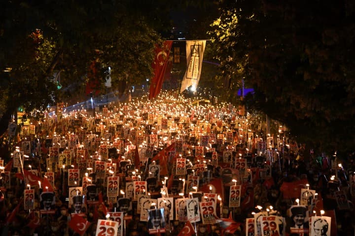 Kadıköy Cumhuriyet İçin Yürüdü