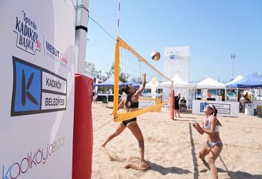 Kalamış’ta Plaj Voleybolu Turnuvası Başlıyor