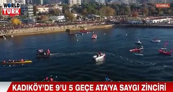 World Türk - Kadıköy'de 9'u 5 Geçe Ata'ya Saygı Zinciri