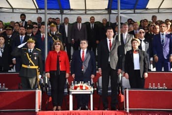 29 Ekim Cumhuriyet Bayramı'nda Klasik Otomobilli Resmi Geçit Töreni