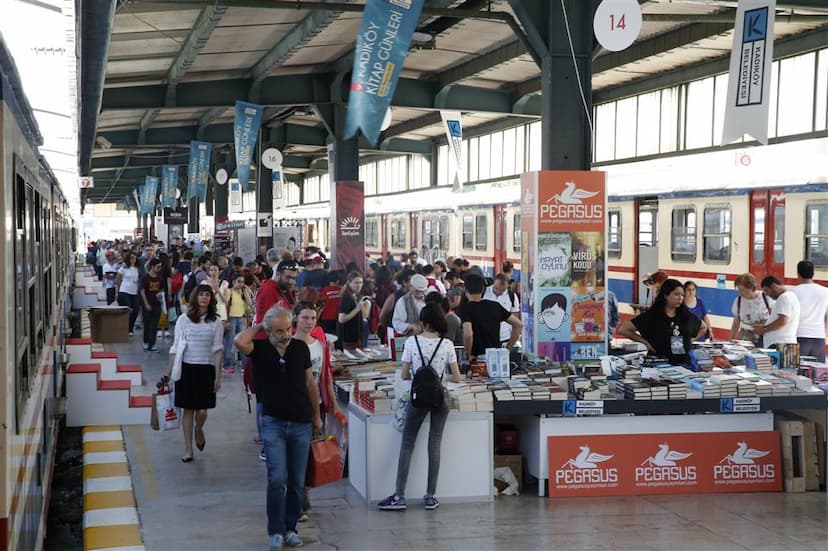 Kadıköy Kitap Günleri’ne yoğun ilgi