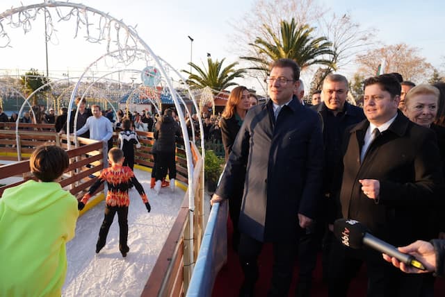İbb Başkanı Ekrem İmamoğlu Kadıköy’deki Projeleri Yerinde İnceledi