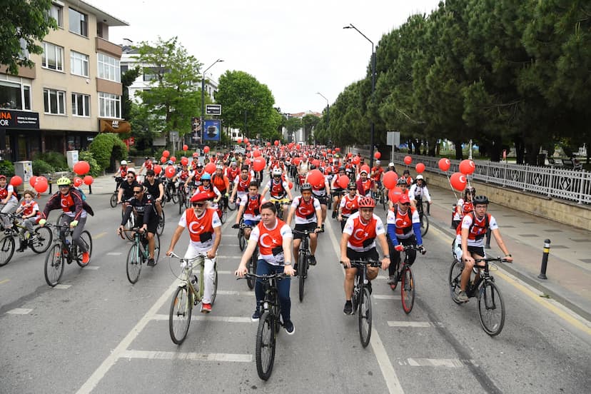 https://kadikoyapi.kadikoy.bel.tr/f4eaf53dbe9844dc852d6f27850ccd5c.JPG