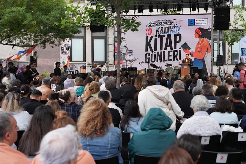 Kadıköy Kitap Günleri Heyecanı Sürüyor