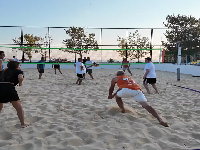 Kalamış Plaj Voleybolu Sahası Yenilendi